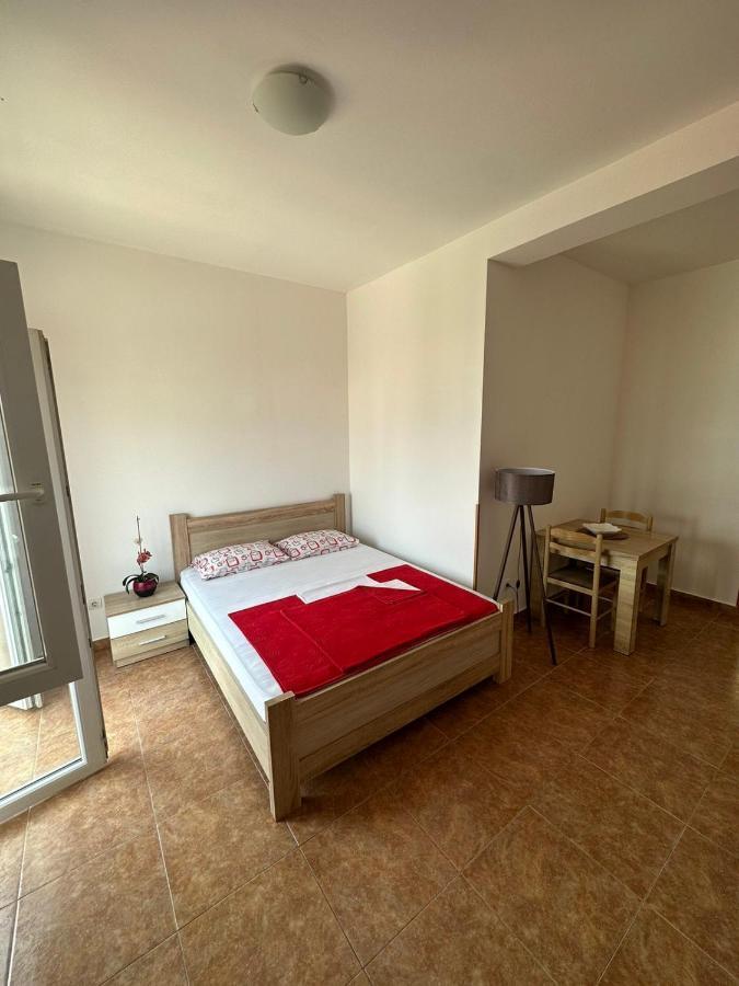 Apartmani Ilic Bečići Exterior foto